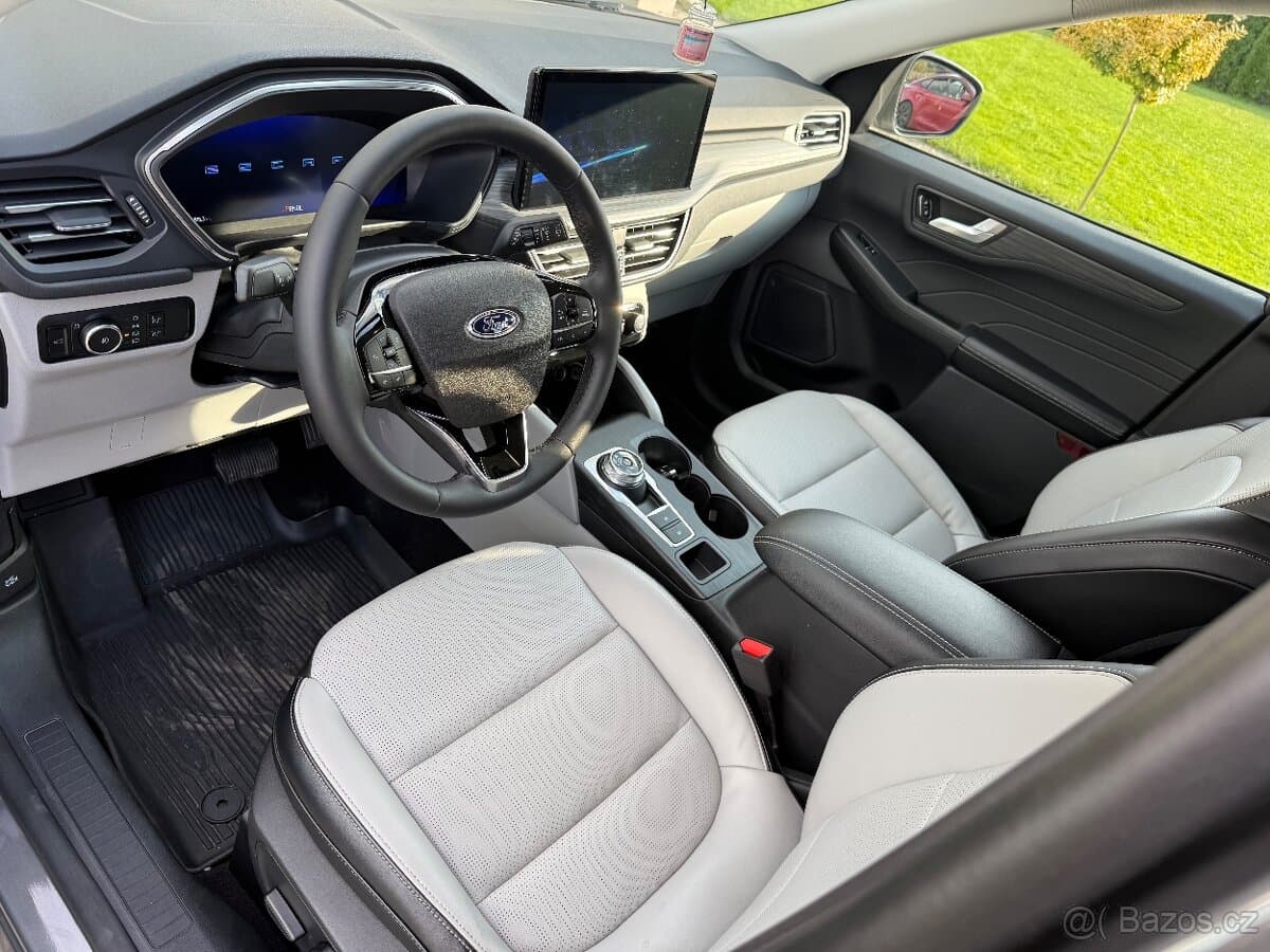 2023 Ford KUGA - 7
