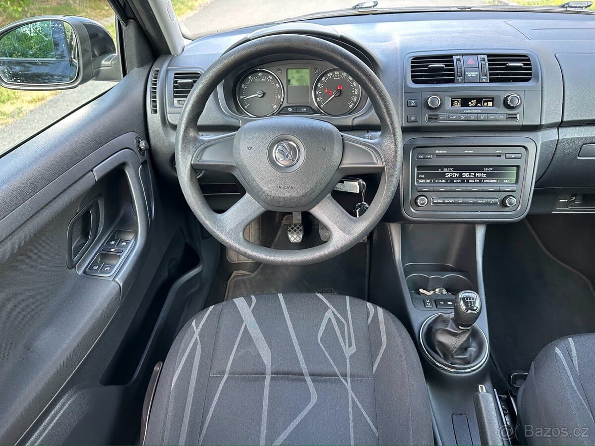2014 Škoda FABIA - 7