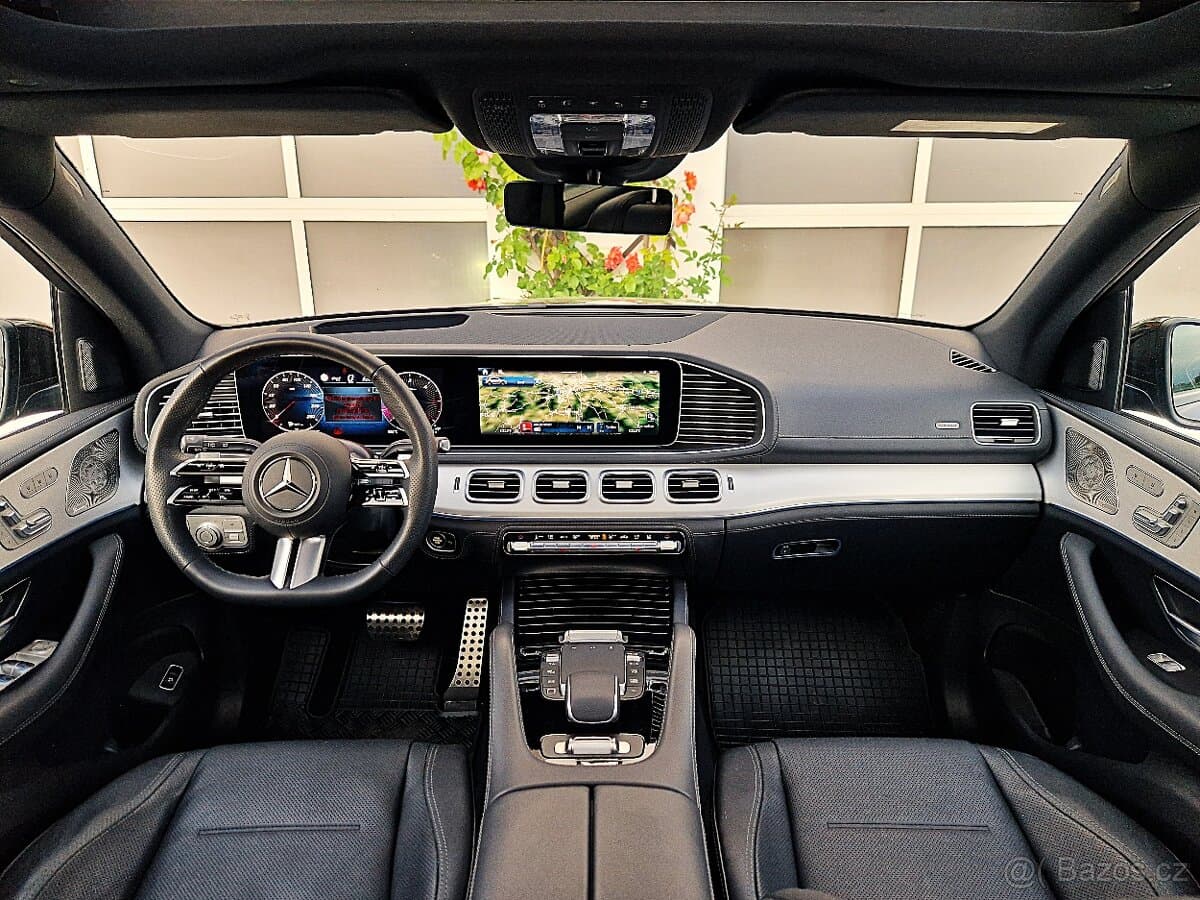 2025 Mercedes-Benz GL - 7