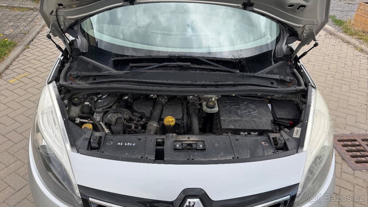 2015 Renault SCENIC - 7