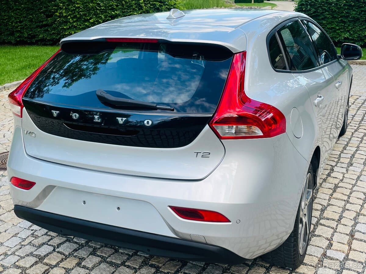 2016 Volvo V40 - 7