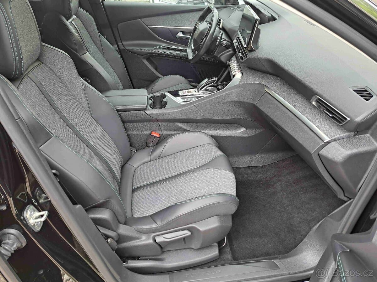 2023 Peugeot 5008 - 7