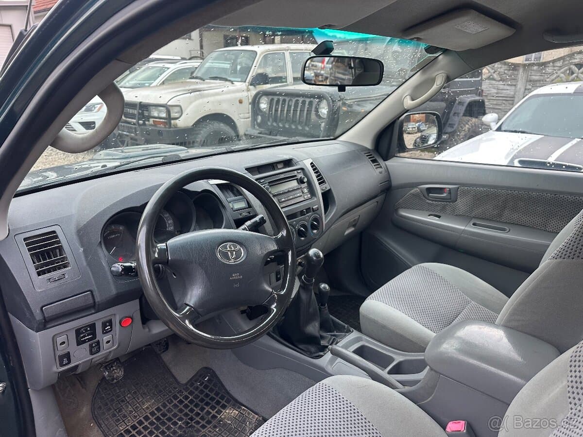 2007 Toyota HILUX - 7