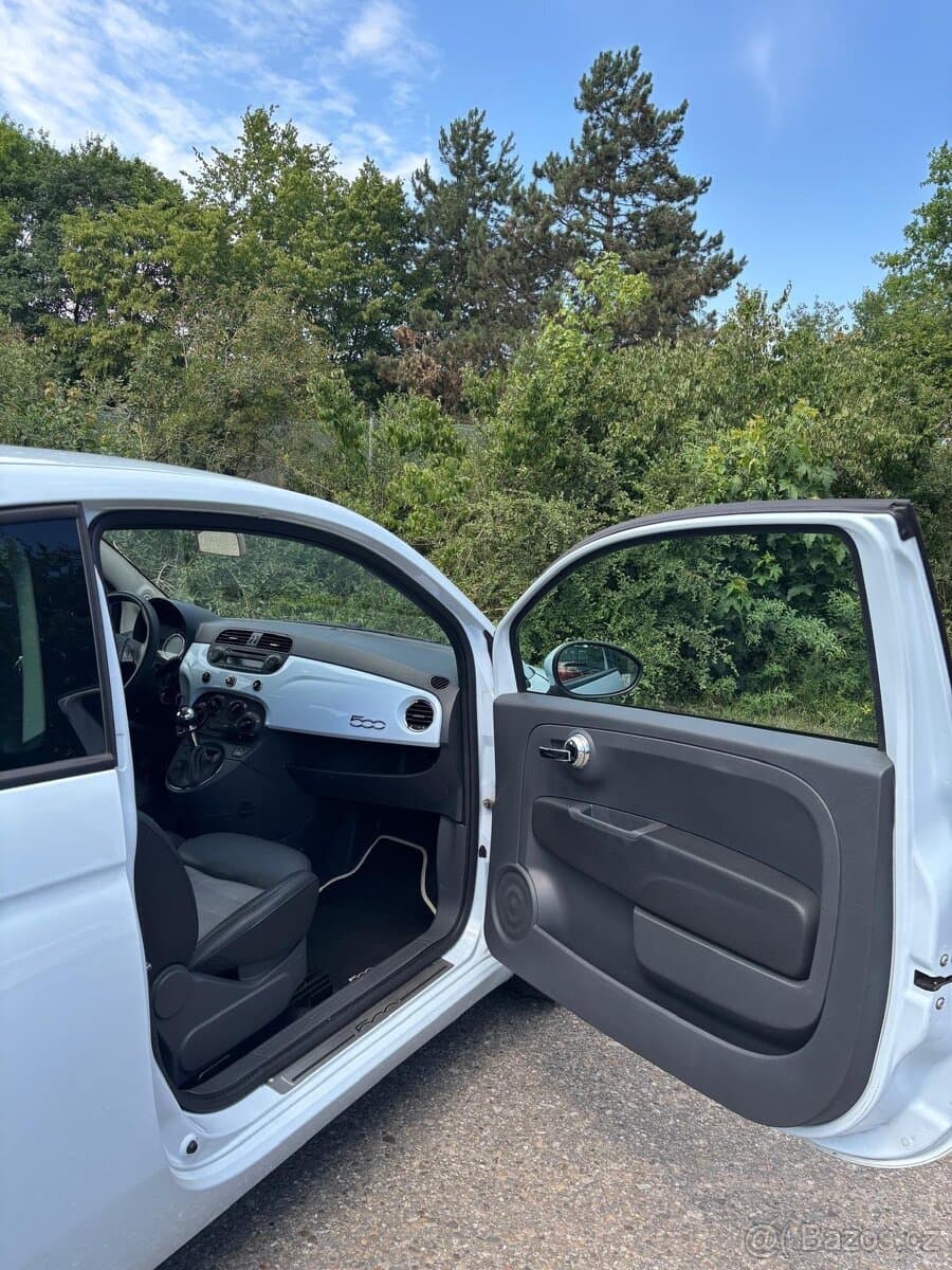 2010 Fiat 500 - 7