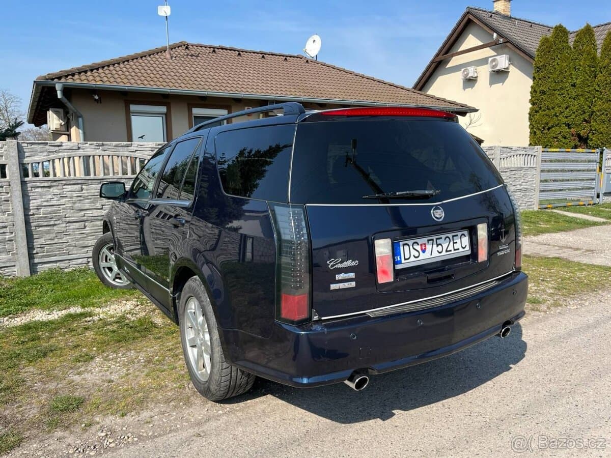 2007 Cadillac SRX - 7