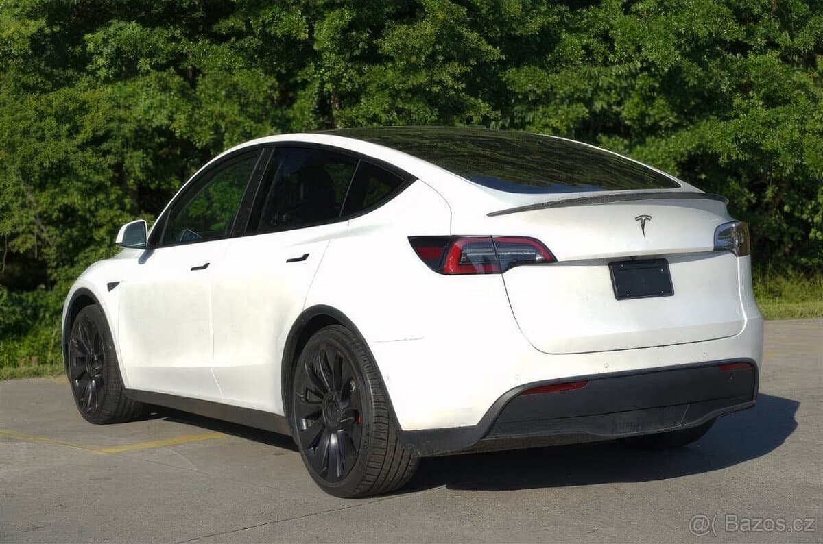 2022 Tesla MODEL Y - 7