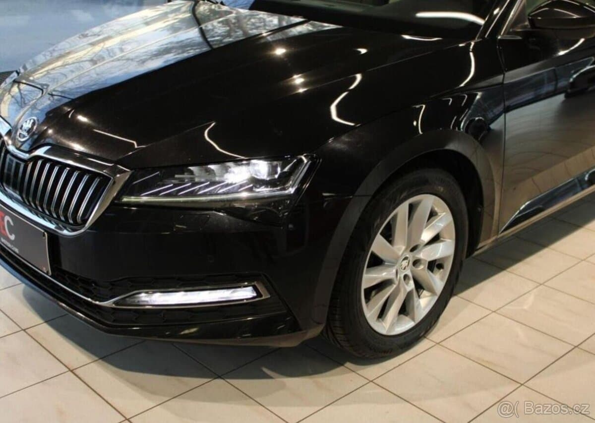 2019 Škoda SUPERB - 7