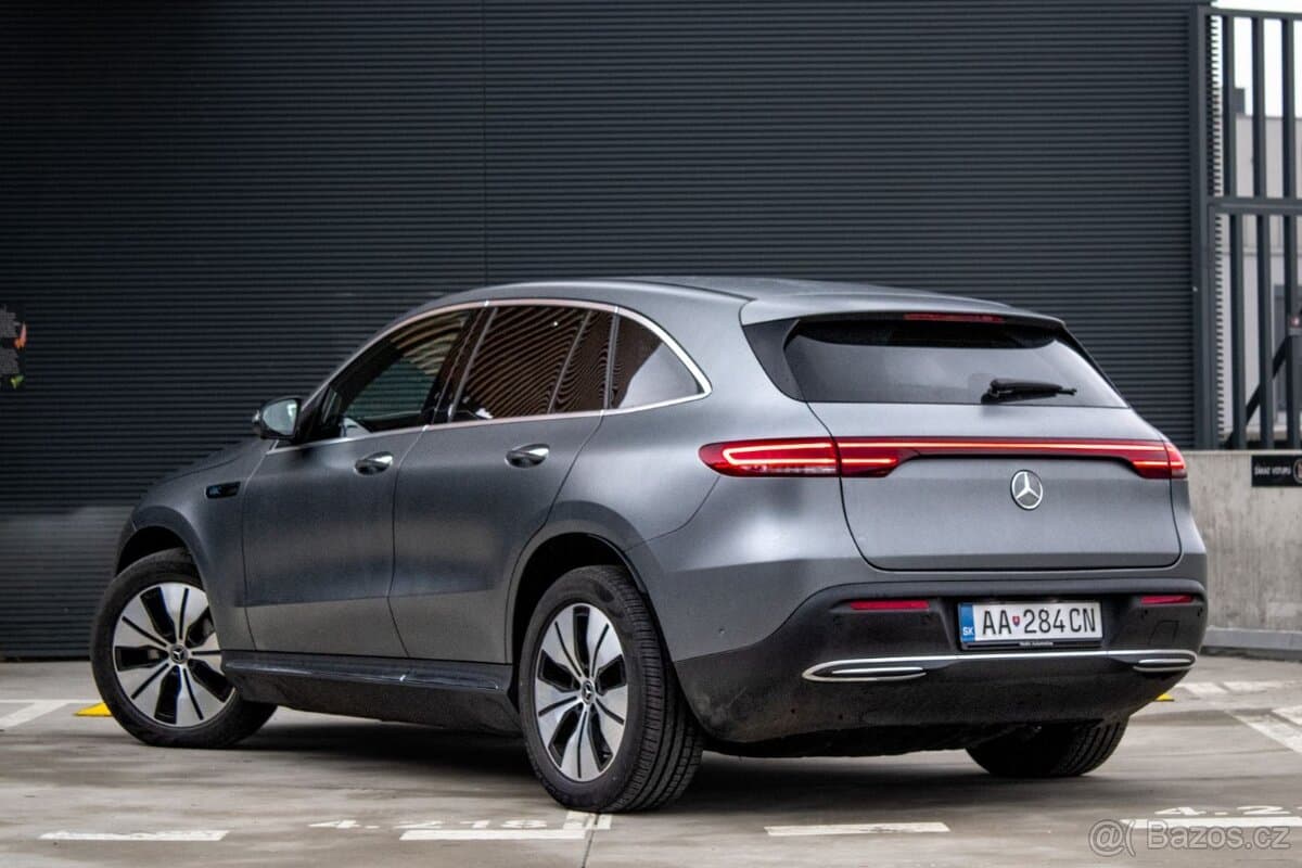 2020 Mercedes-Benz EQC - 7