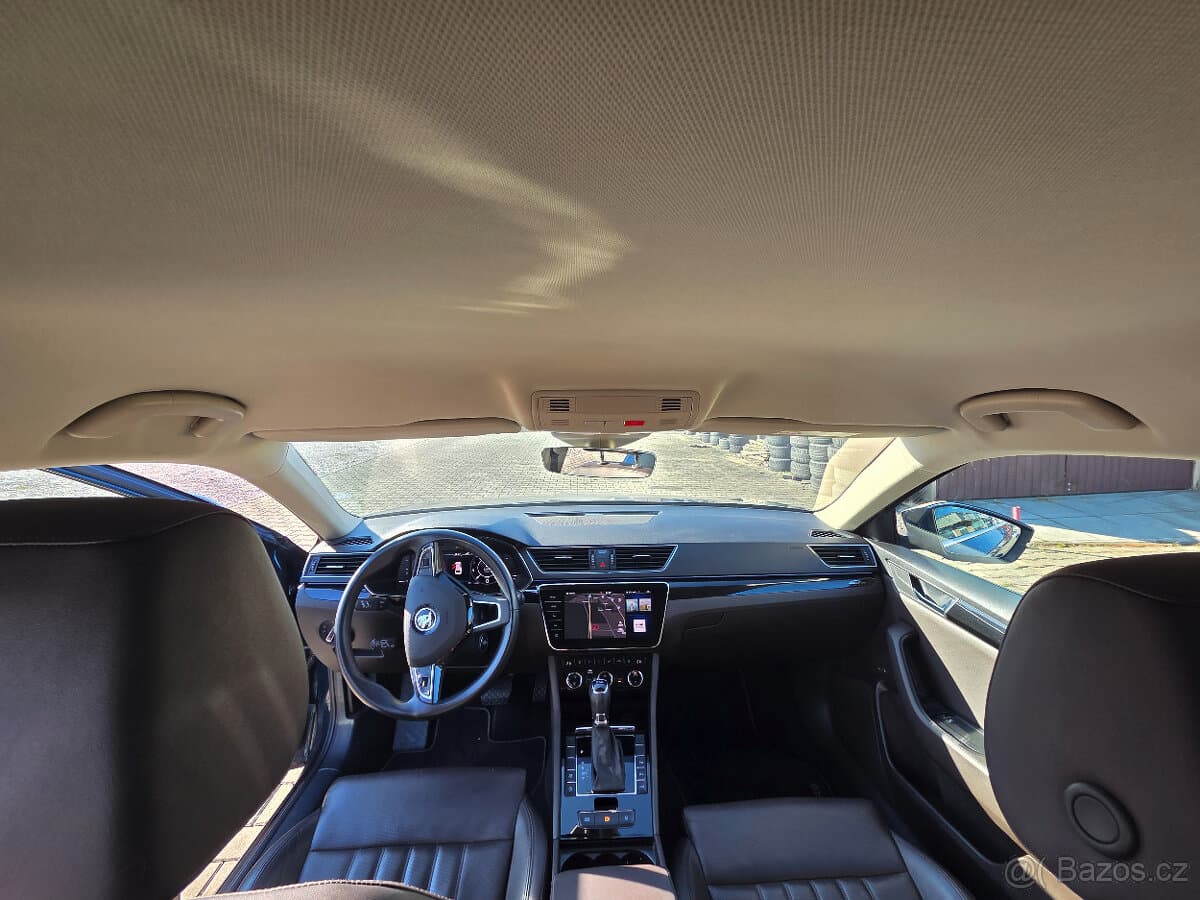 2019 Škoda SUPERB - 7