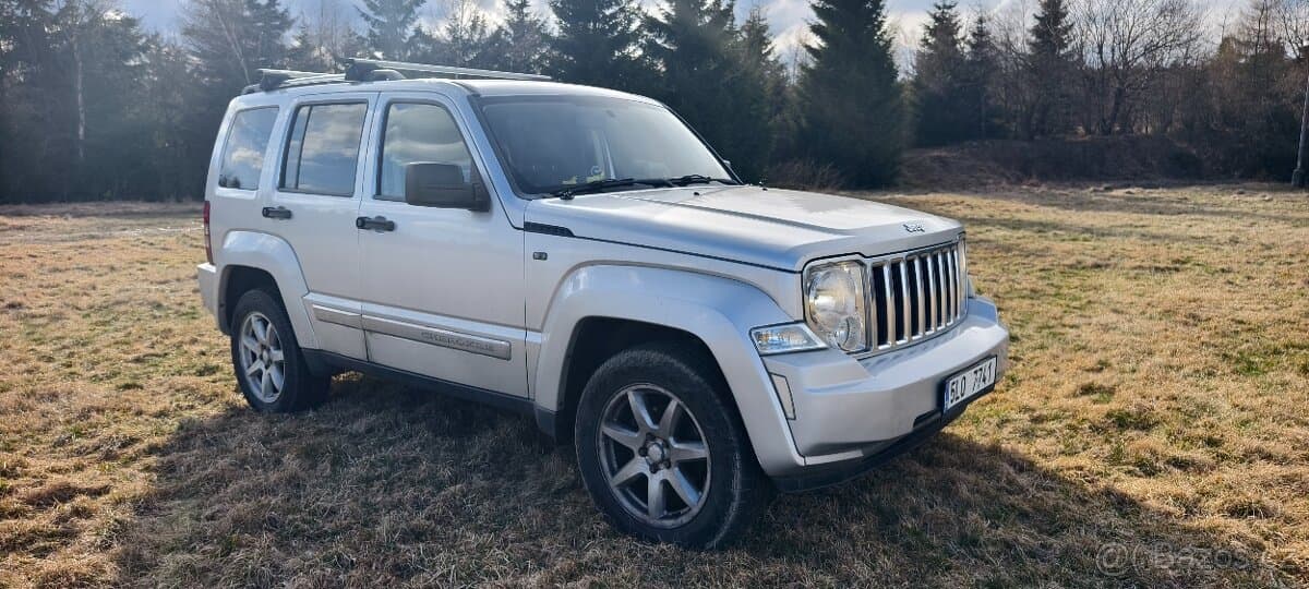 2008 Jeep CHEROKEE - 7