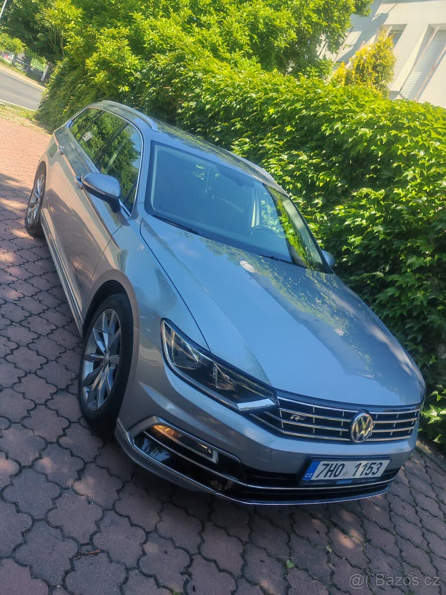 2018 Volkswagen PASSAT - 7