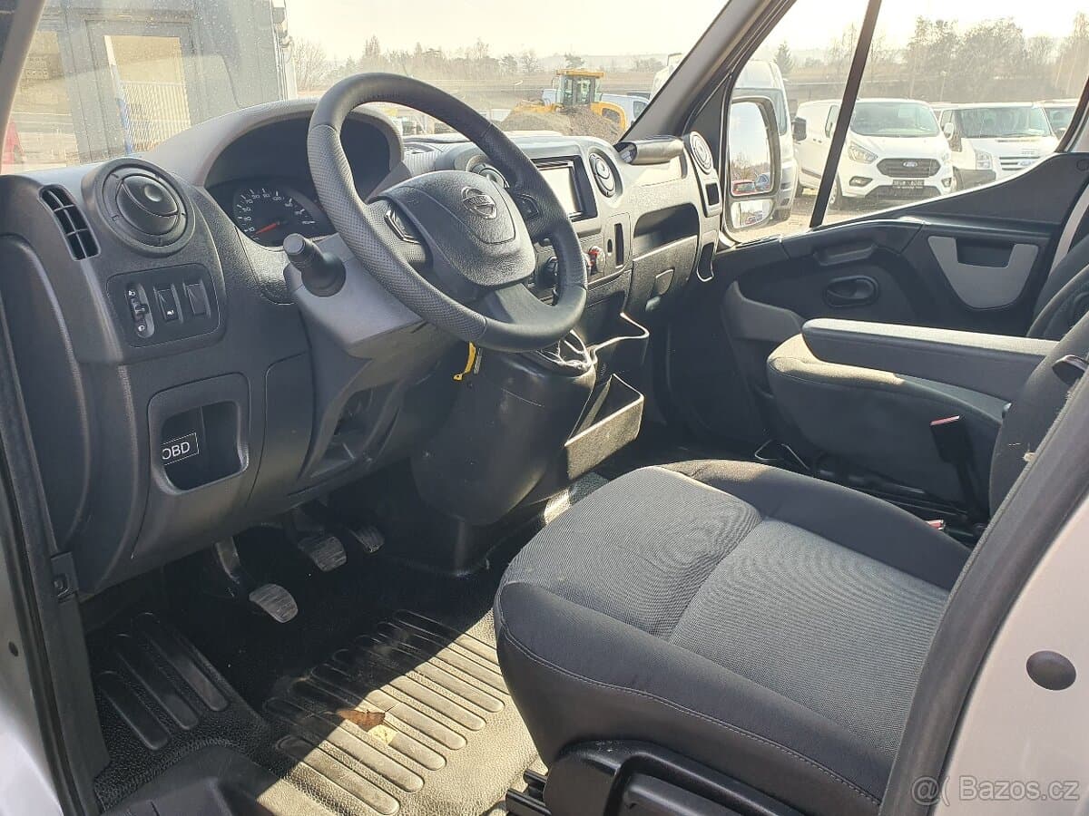 2017 Nissan OSTATNÍ - 7