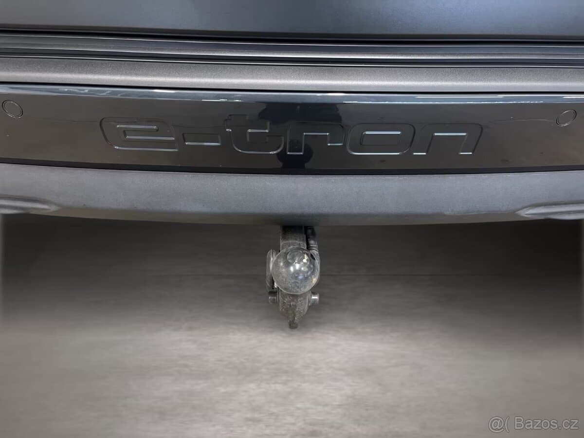 Audi Q4 - 7
