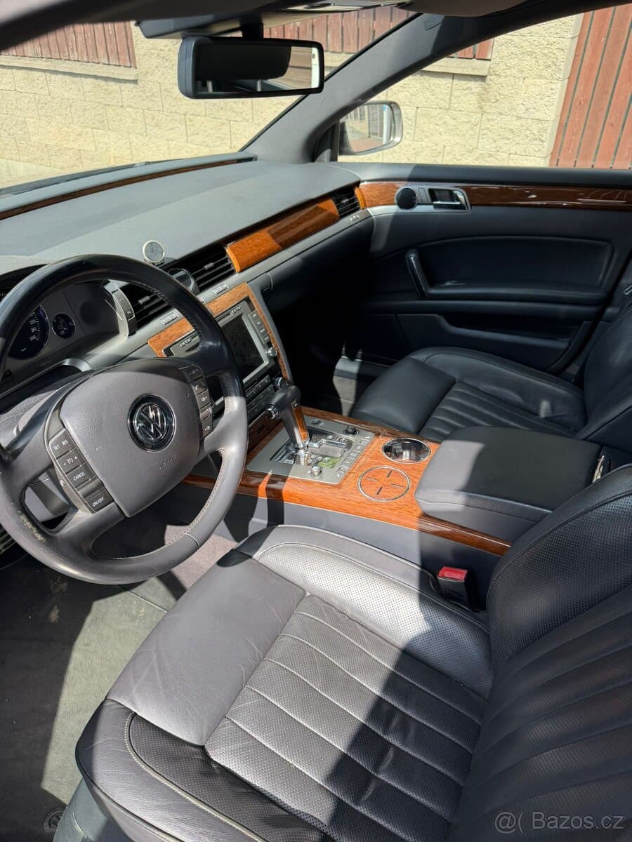 2012 Volkswagen PHAETON - 7