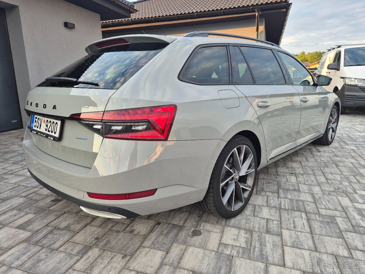 2022 Škoda SUPERB - 7