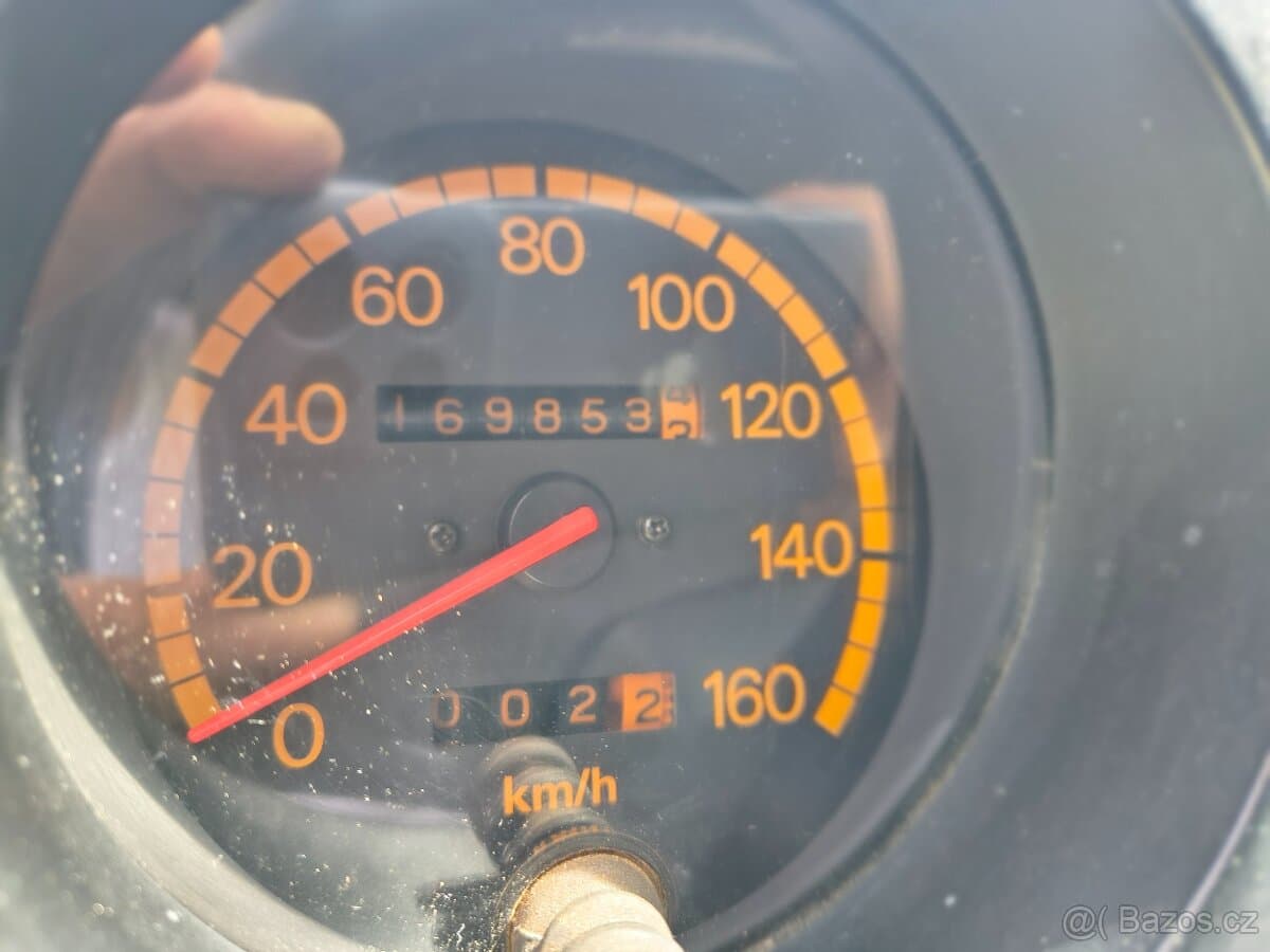1988 Mitsubishi PAJERO - 7