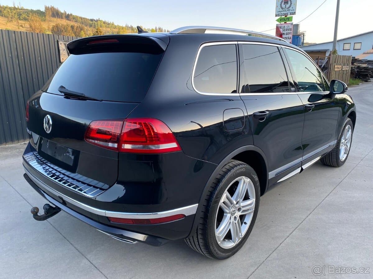 2016 Volkswagen TOUAREG - 7
