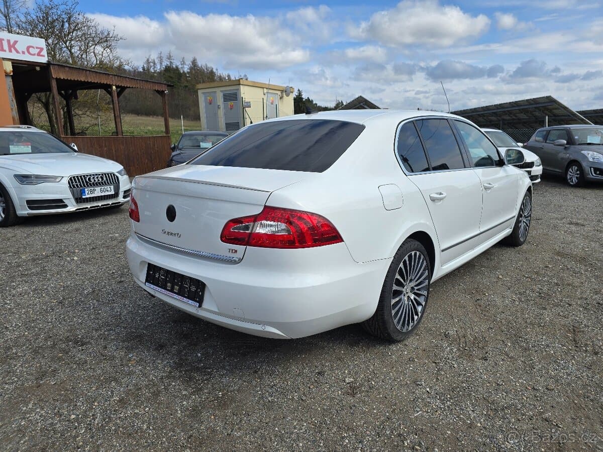 2013 Škoda SUPERB - 7
