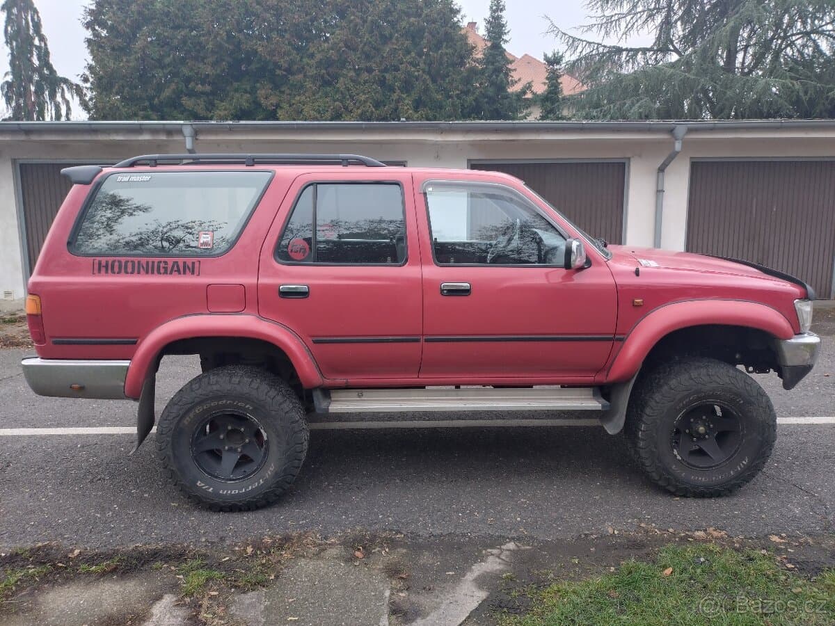 1990 Toyota 4RUNNER - 7