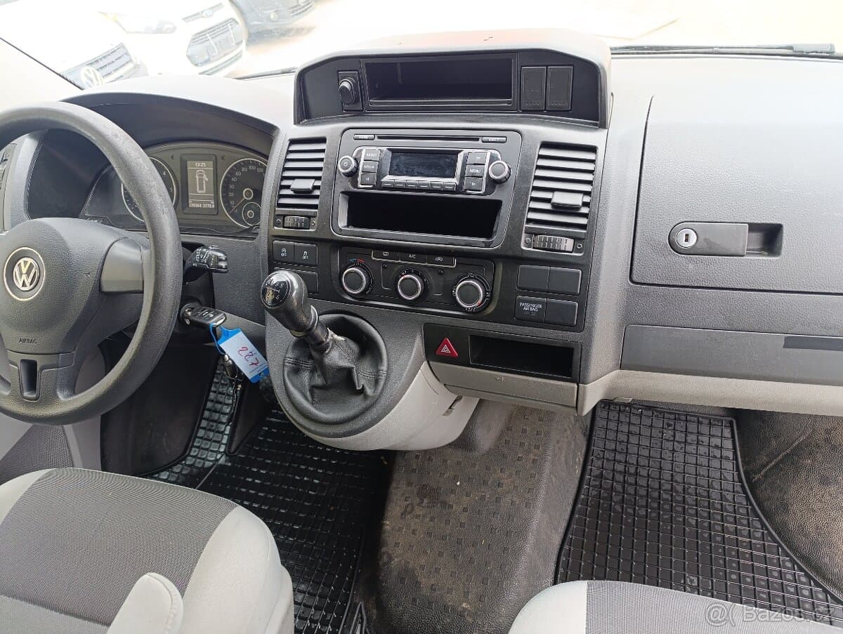 2015 Volkswagen TRANSPORTER - 7