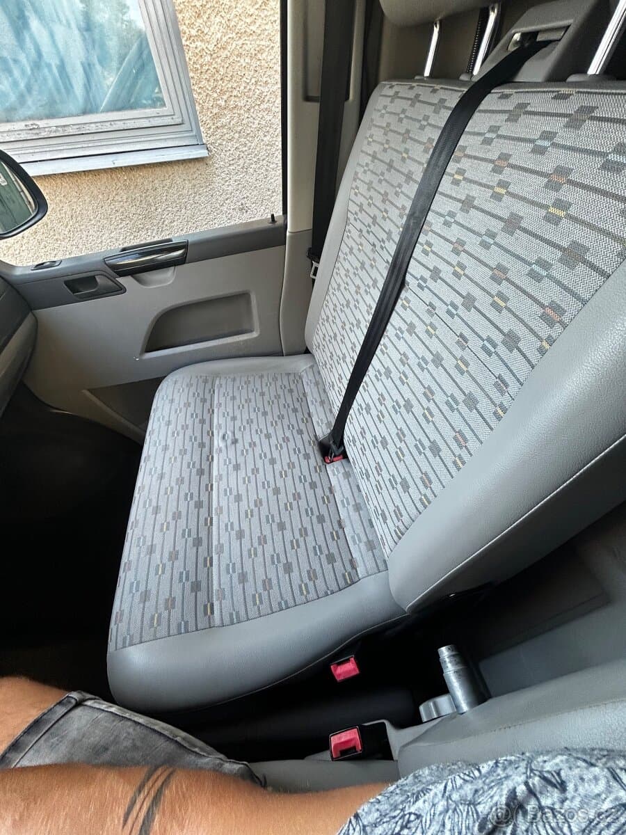 2011 Volkswagen TRANSPORTER - 7