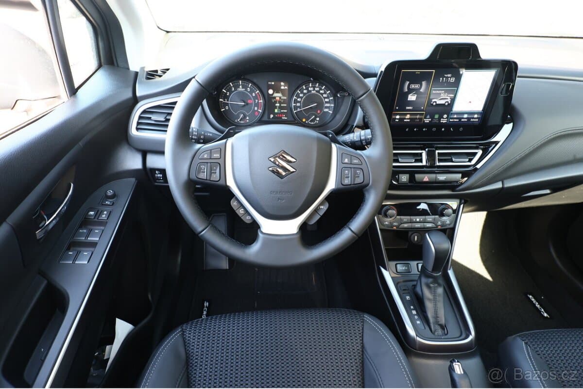 Suzuki S-CROSS - 7