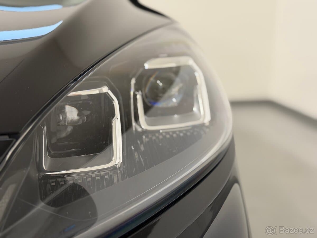 2023 Ford KUGA - 7
