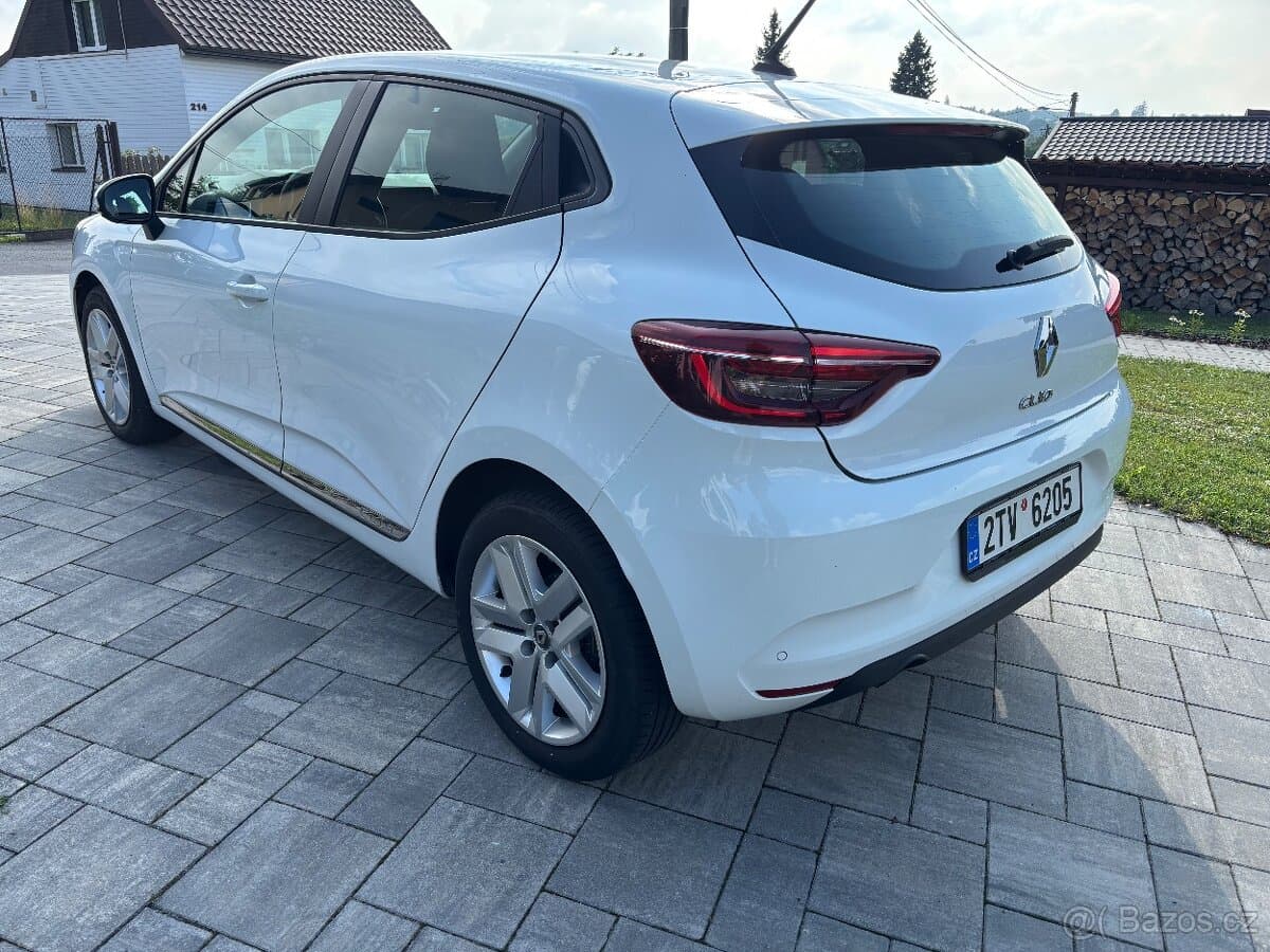 Renault CLIO - 7