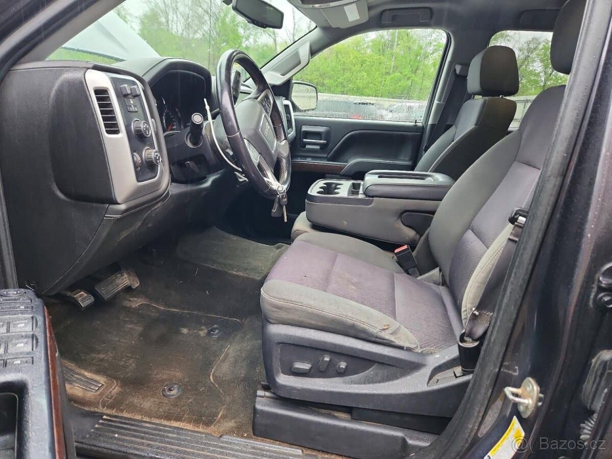 2015 GMC SIERRA - 7
