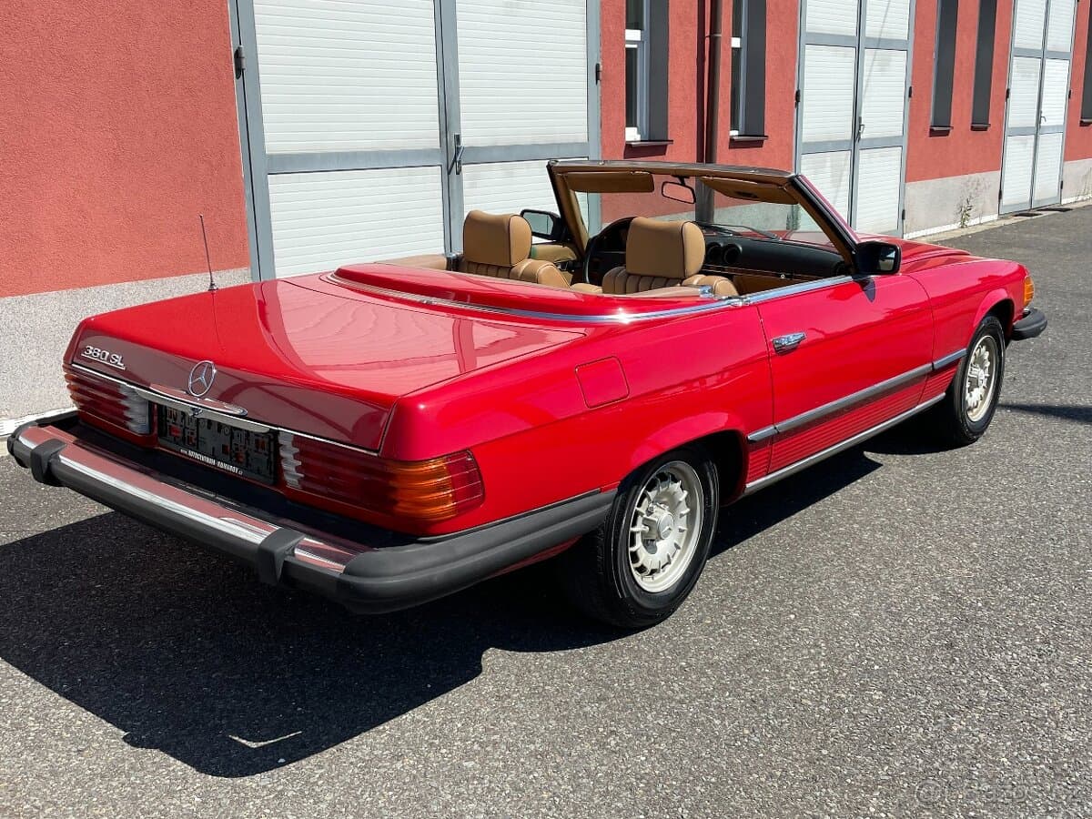 1982 Mercedes-Benz SL - 7