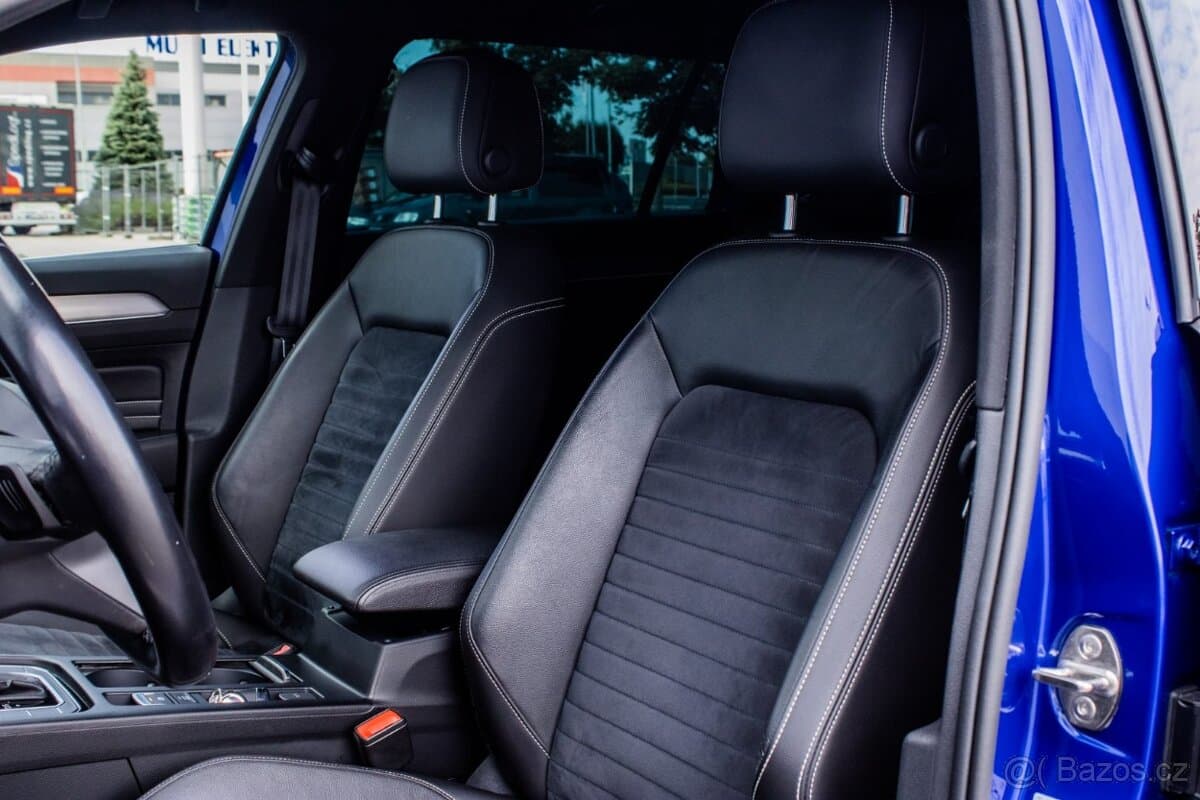 2019 Volkswagen PASSAT - 7