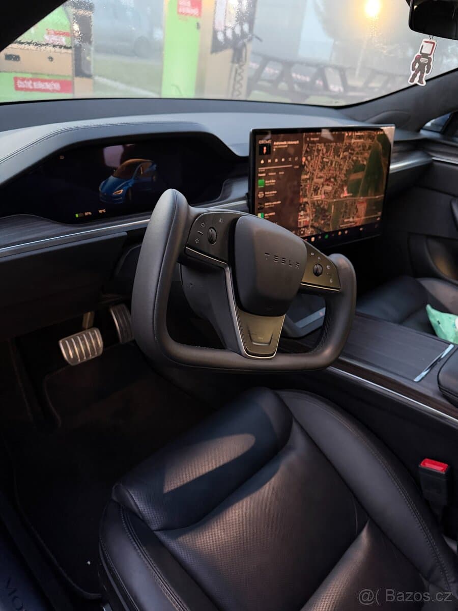 2022 Tesla MODEL S - 7
