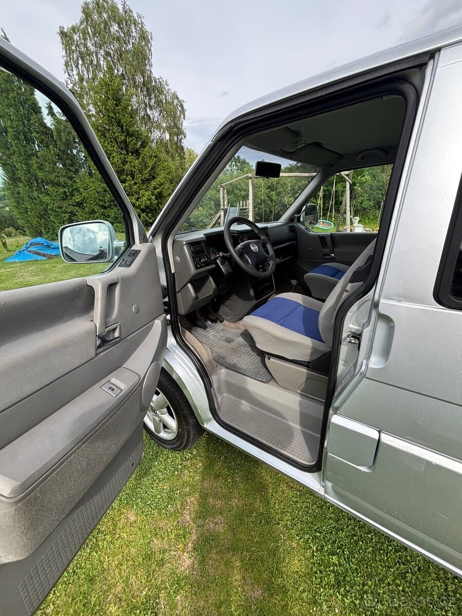 2001 Volkswagen MULTIVAN - 7
