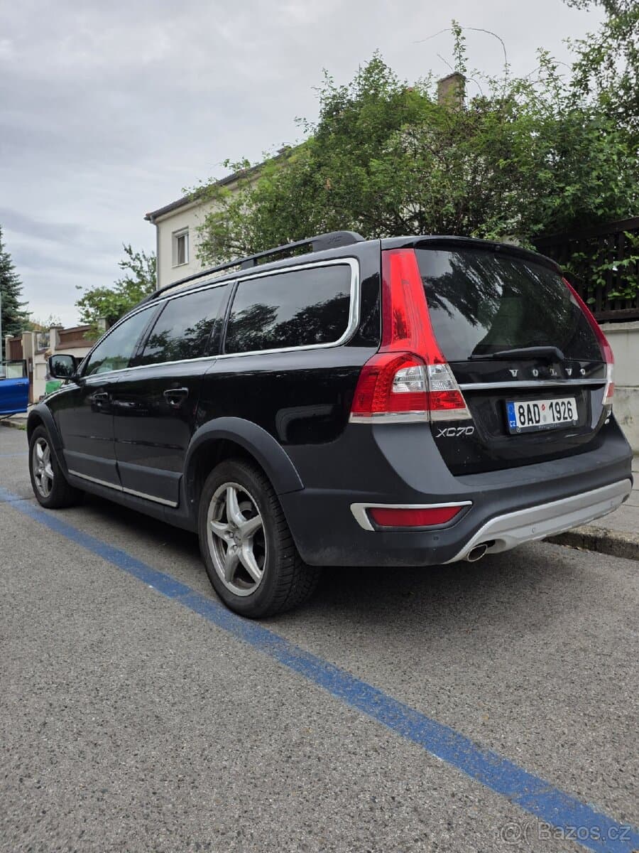 2015 Volvo XC70 - 7