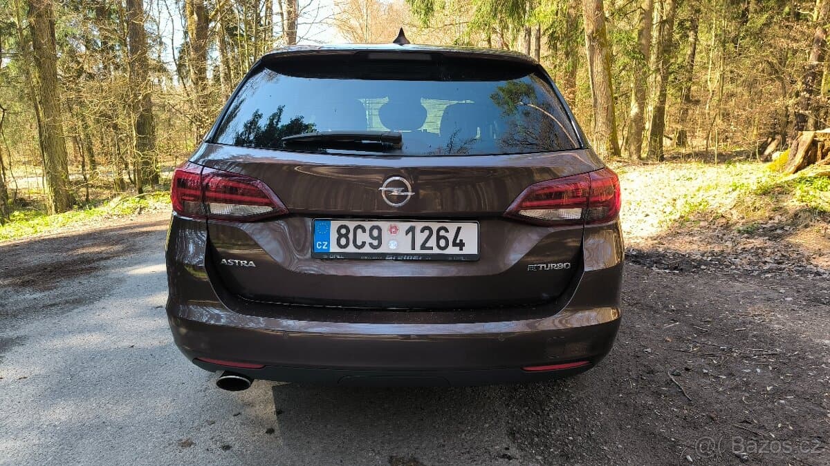 Opel ASTRA - 7
