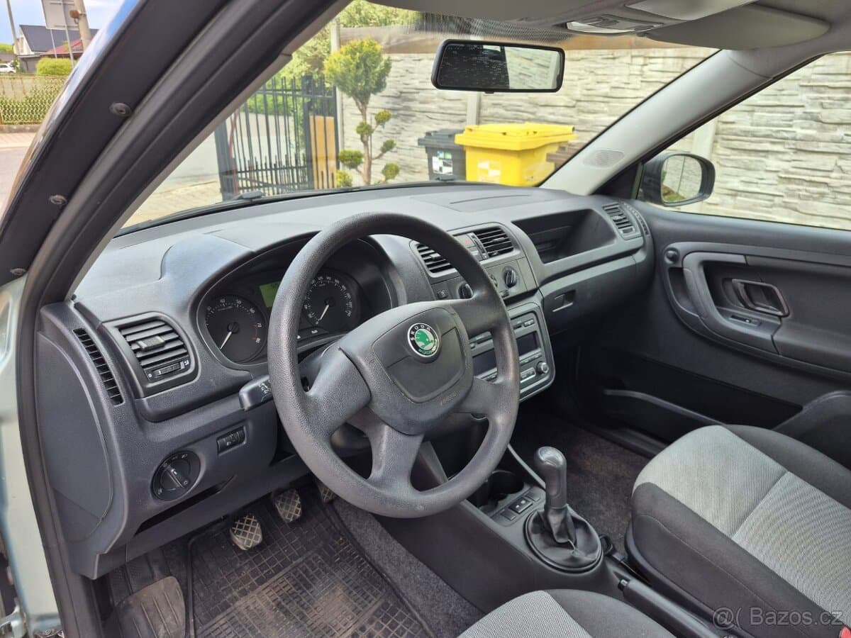 2010 Škoda FABIA - 7