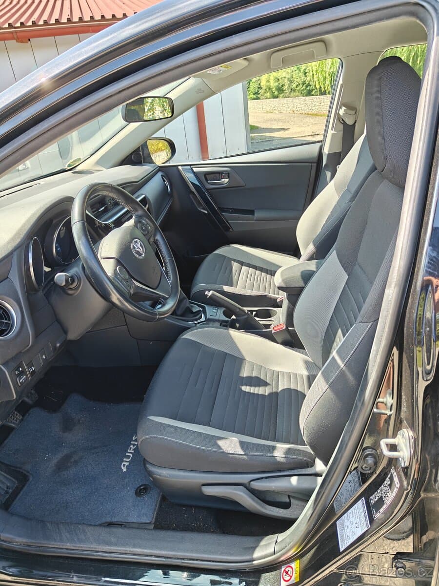 2018 Toyota AURIS - 7