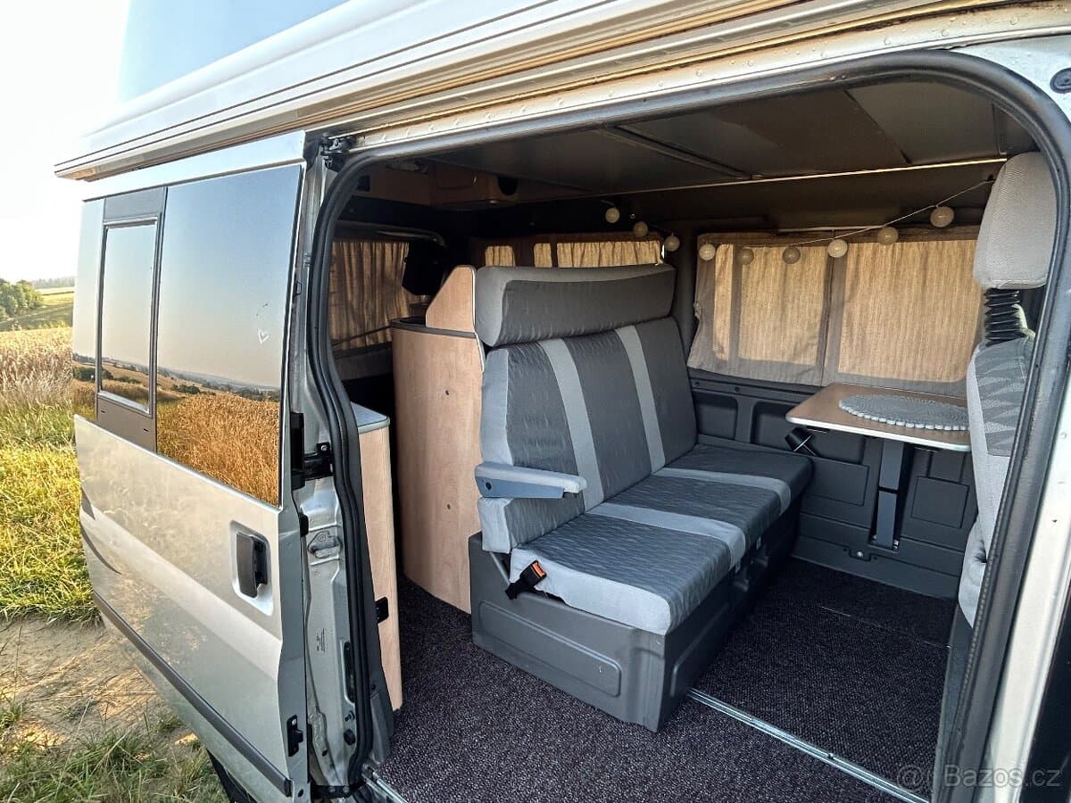 2004 Ford TRANSIT - 7