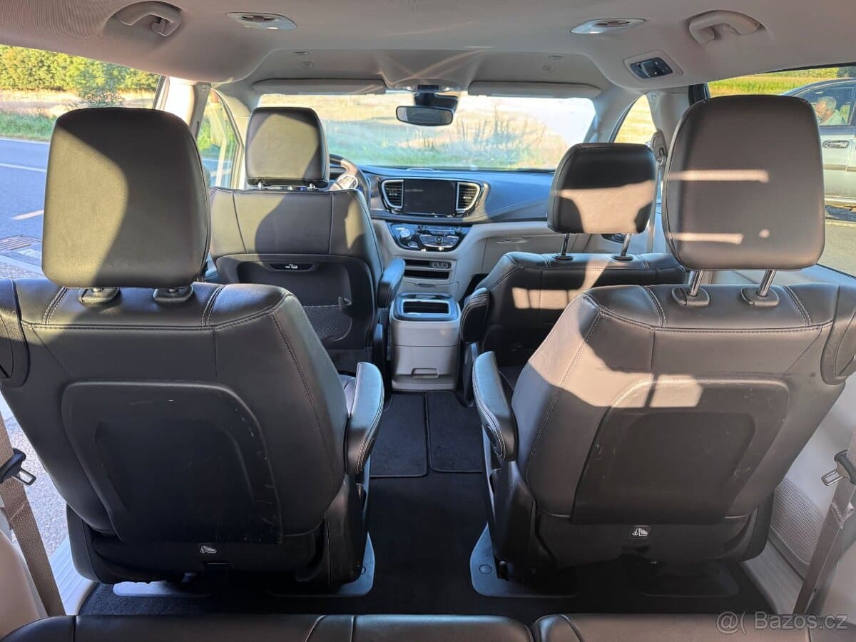2023 Chrysler PACIFICA - 7