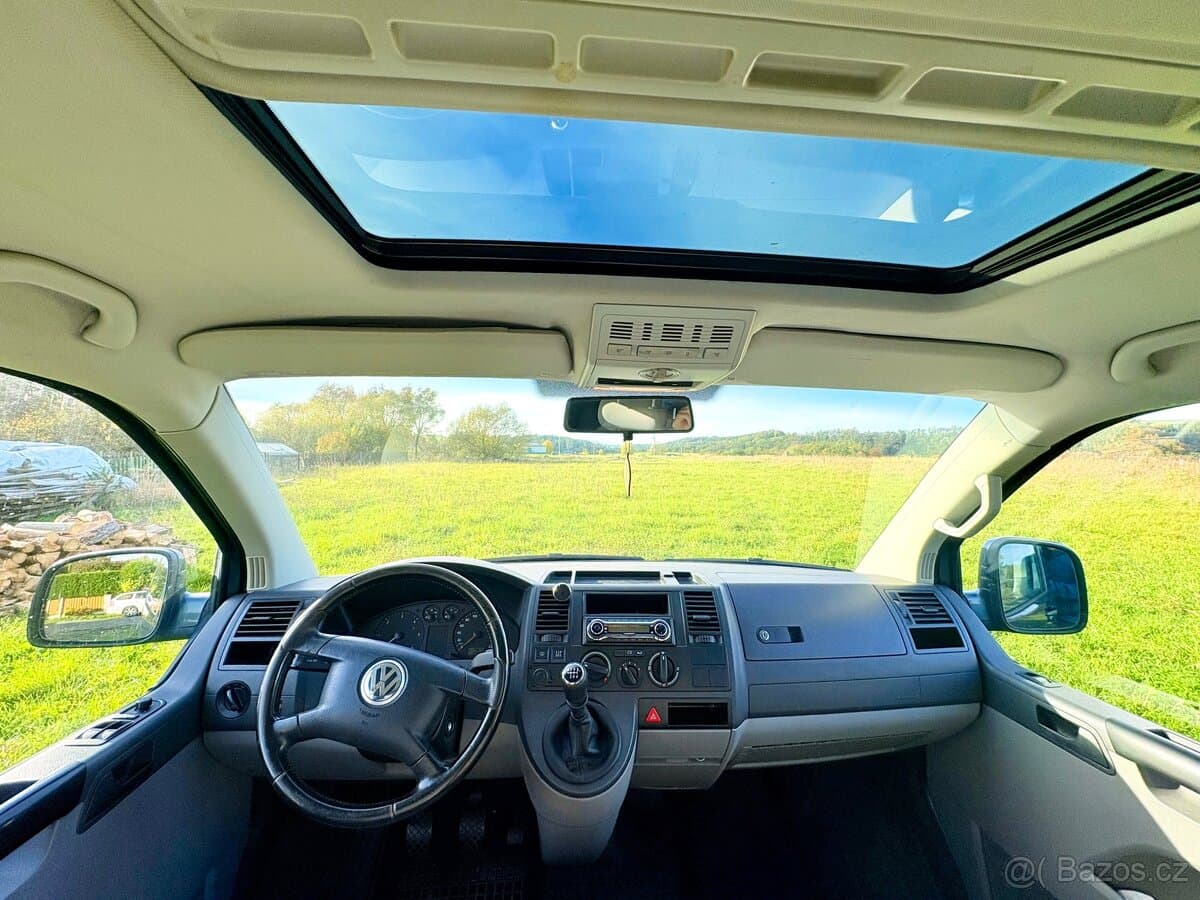 2007 Volkswagen CARAVELLE - 7