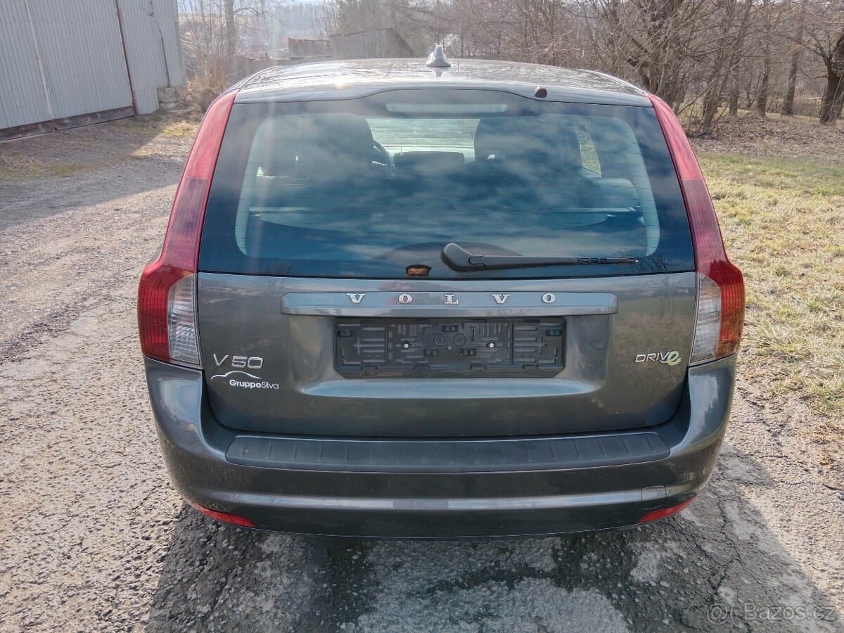 2010 Volvo V50 - 7