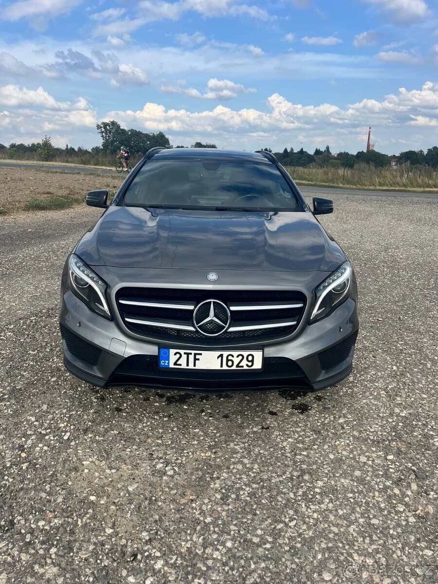 2016 Mercedes-Benz GLA - 7