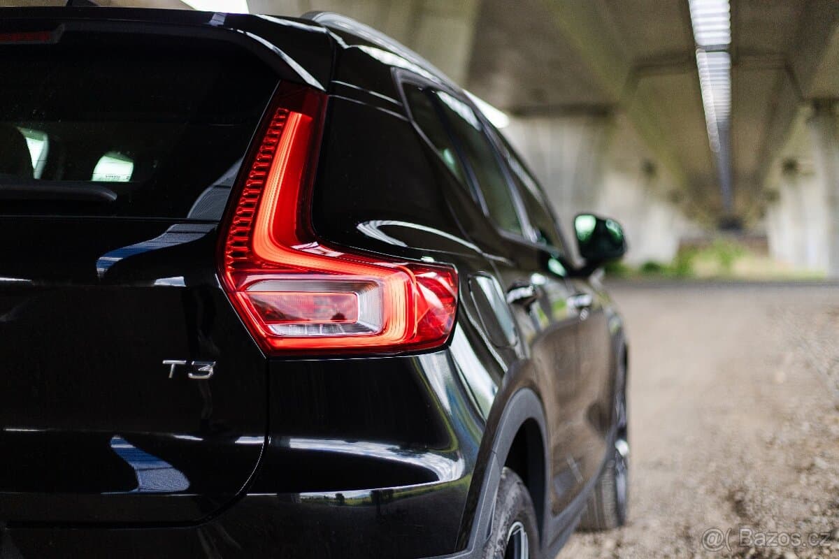 2021 Volvo XC40 - 7