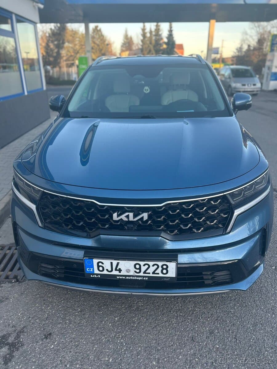 2022 Kia SORENTO - 7