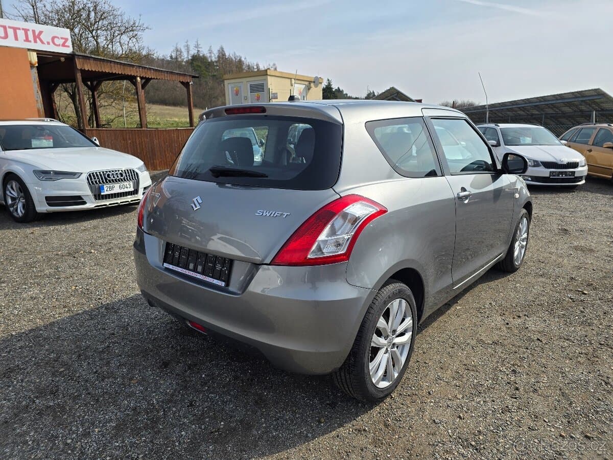 2016 Suzuki SWIFT - 7