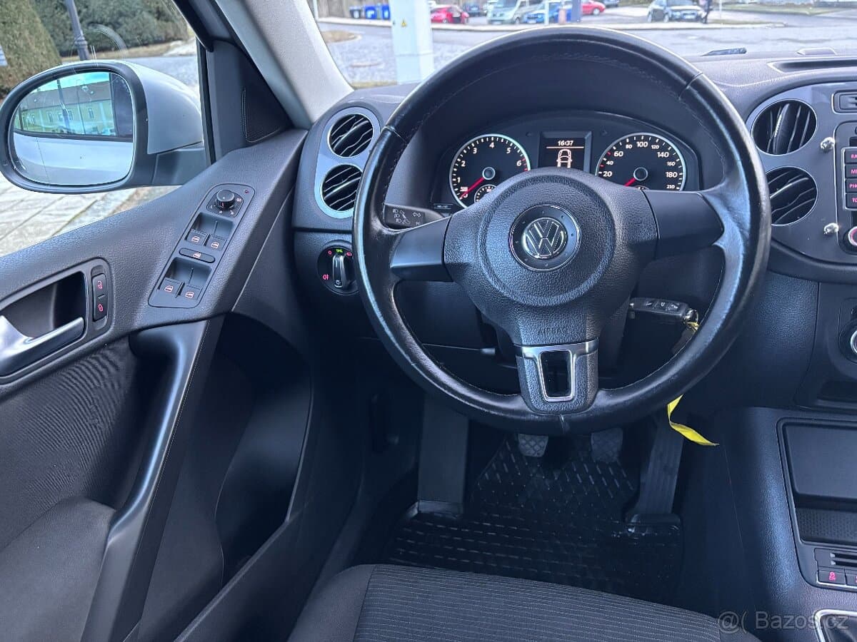 2013 Volkswagen TIGUAN - 7