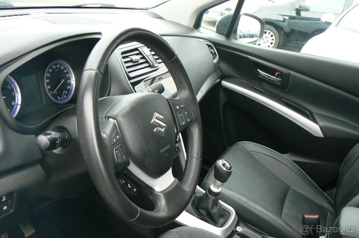2019 Suzuki S-CROSS - 7