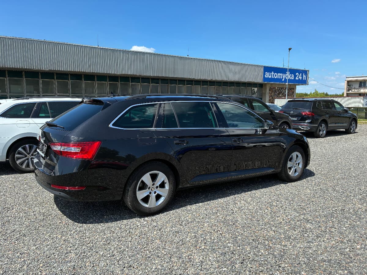 2023 Škoda SUPERB - 7