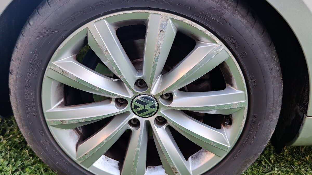 2011 Volkswagen PASSAT - 7