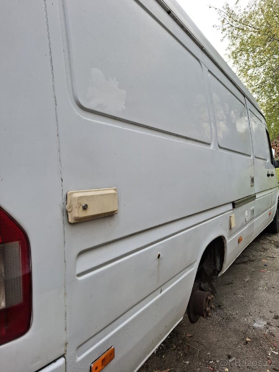2000 Mercedes-Benz SPRINTER - 7